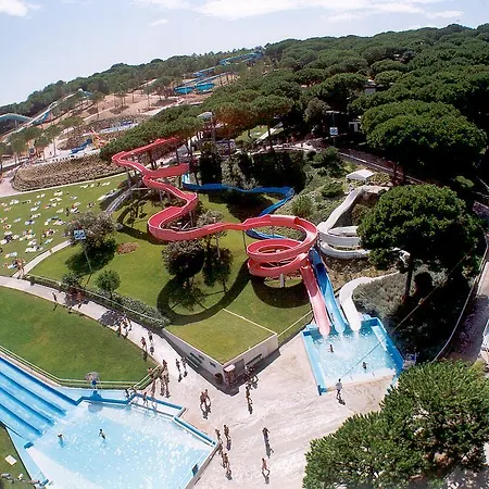 Cristina Holidays Center يوريت دي مار